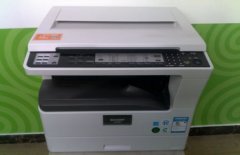 爱华外语研修学校成功订购夏普复印机1台